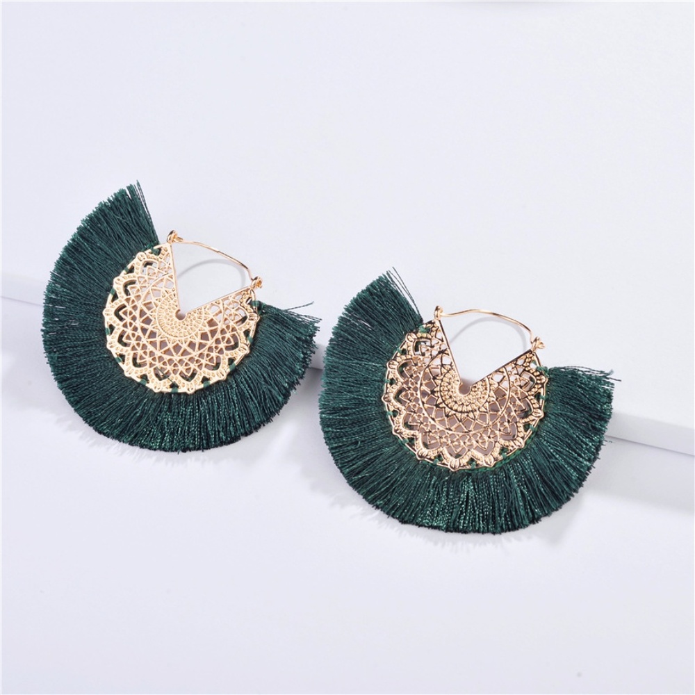 Tassel hoop earrings - Picture 5 of 7